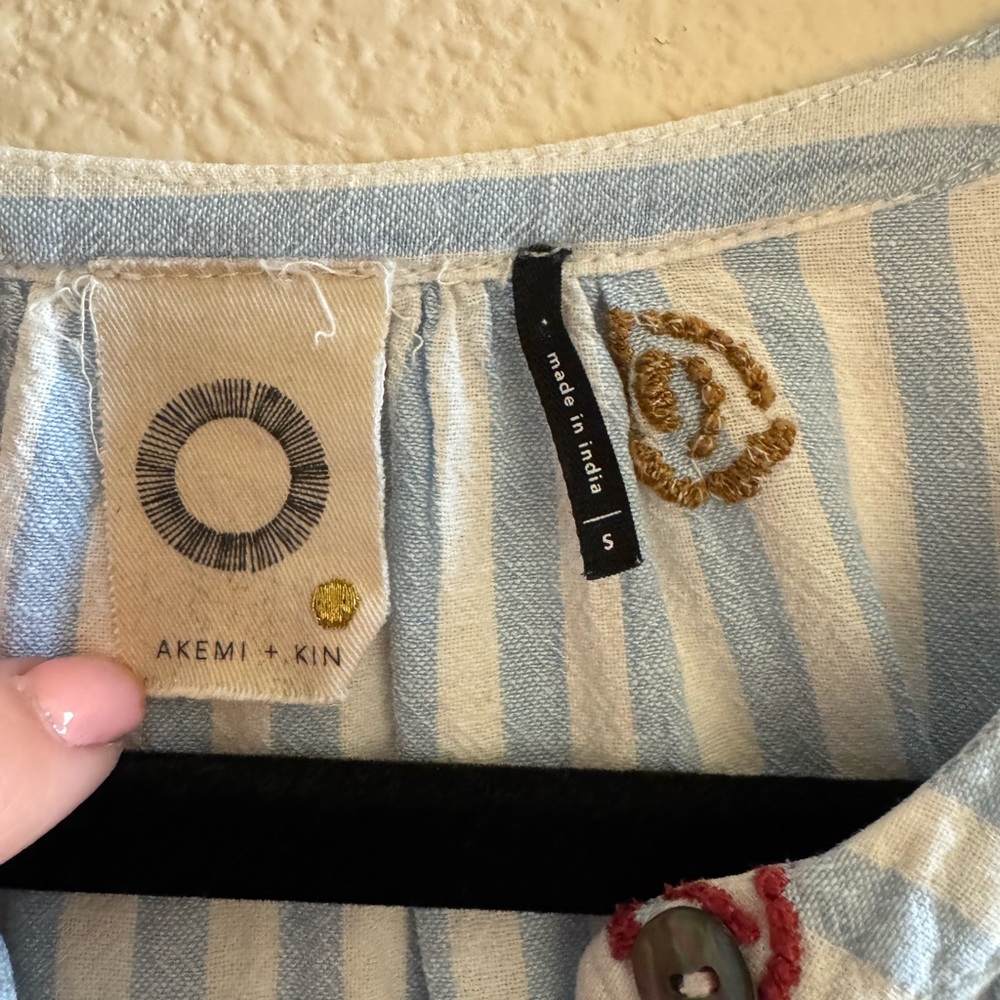 Anthropologie Akemi + Kin Stripe
Button-Up Blouse with Embroidered Accents - Picture 4 of 9